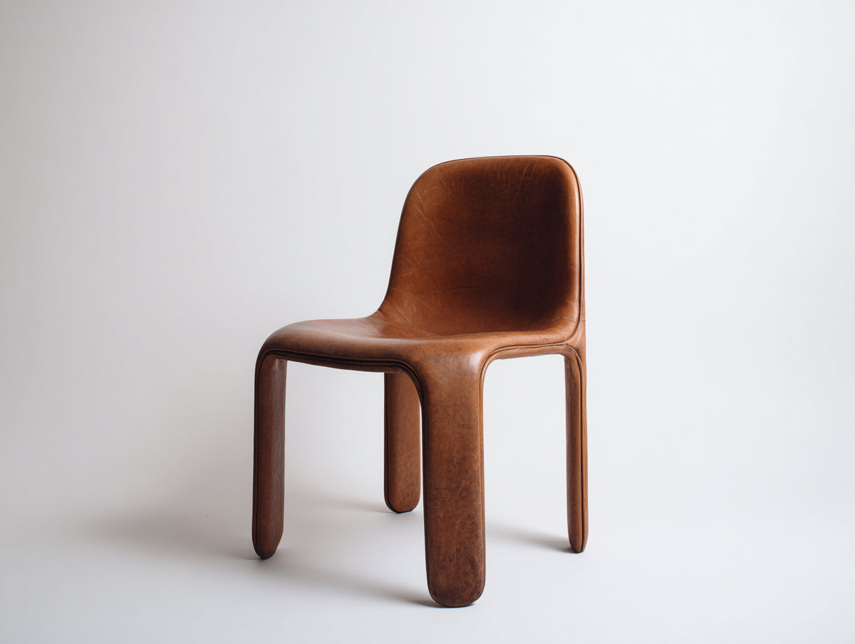 Esszimmerstühle mit Kunstlederbezug 50x55x82 cm Cognac mit integrierten Beinen und skulpturalem Design